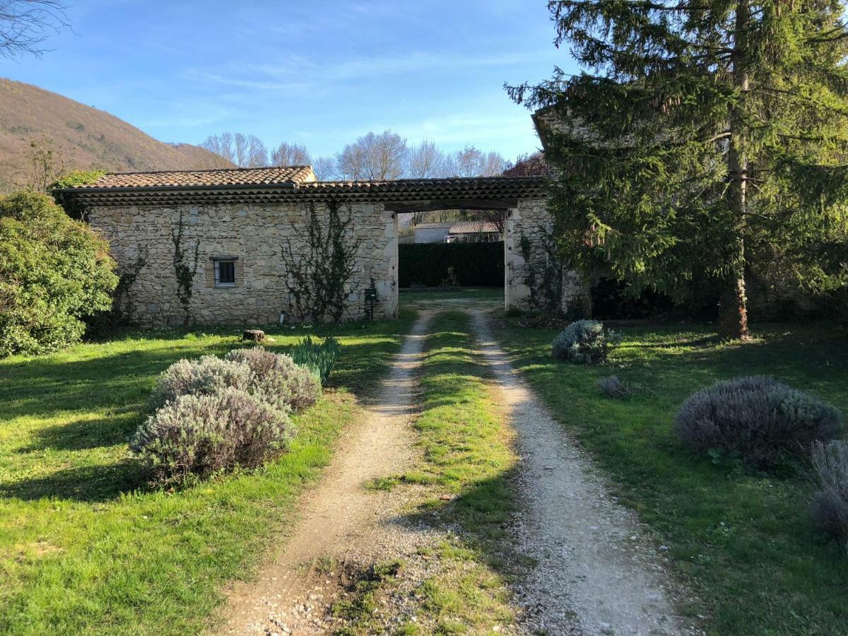 Gite La Mirmandelle Villa Exterior photo